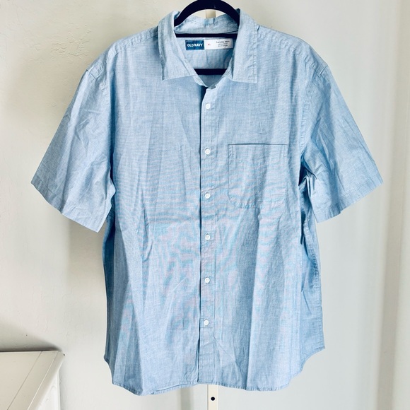 Old Navy “ Everyday” Short Sleeve Light Chambray Collared Button Down, XL NWT - Picture 1 of 6